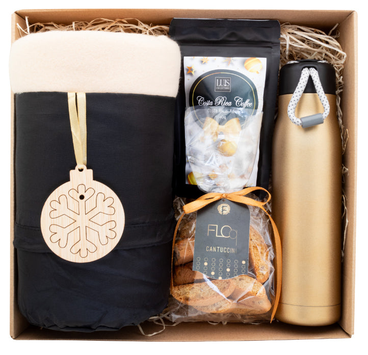 Geschenkset-Reise-mit-Kuscheldecke-Trinklflasche-2