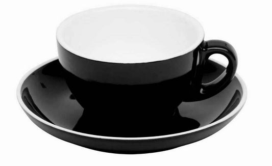 schwarz-weiss-cappuchino-kaffeetasse-porzellan-mit-logo