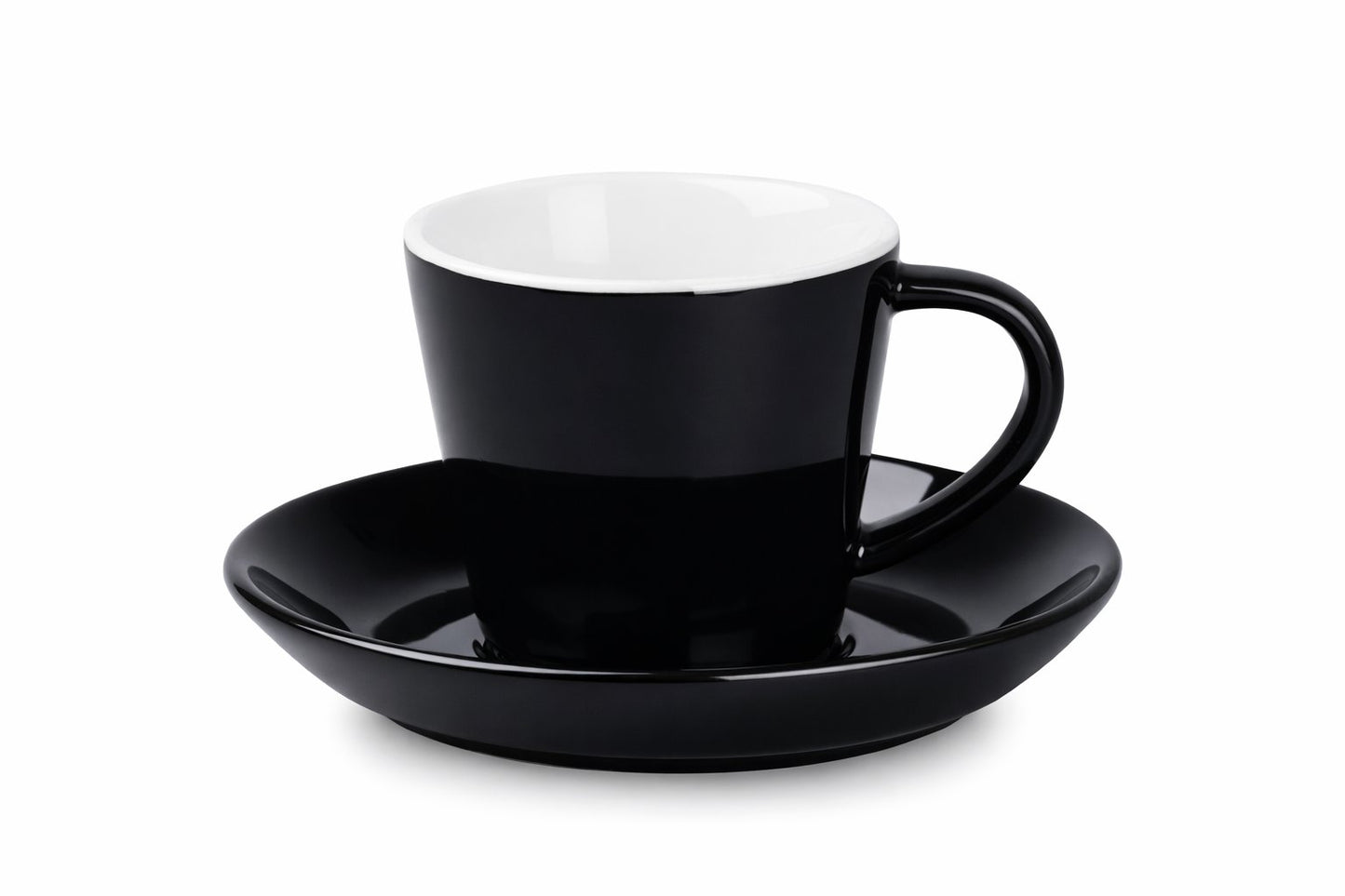 chwarze-espresso-tasse-mit-hoher-untertasse-schwarz