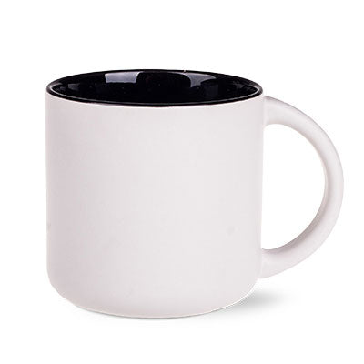 grosser-Keramik-matt-matter-lack-becher-tasse-aussen-weiss-innen-schwarz